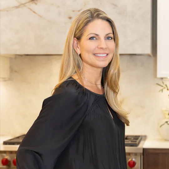 Eryn Marciano, Agent in  - Compass