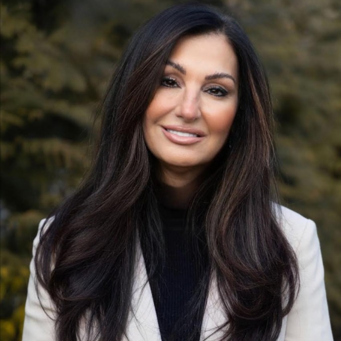 Headshot of Lori Merendino