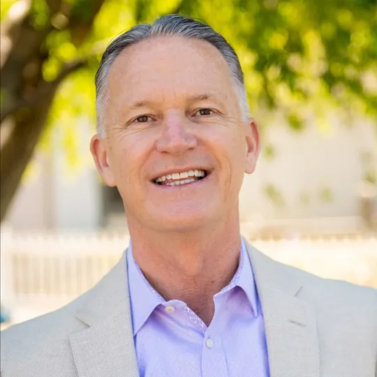 David Holmes, Agent in  - Compass