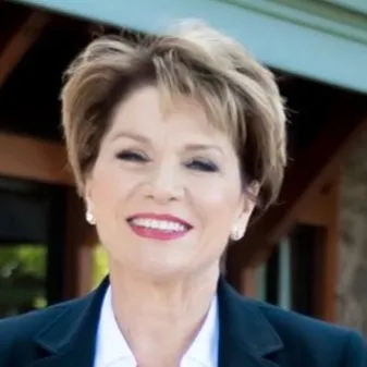 Victoria Haket, Agent in  - Compass