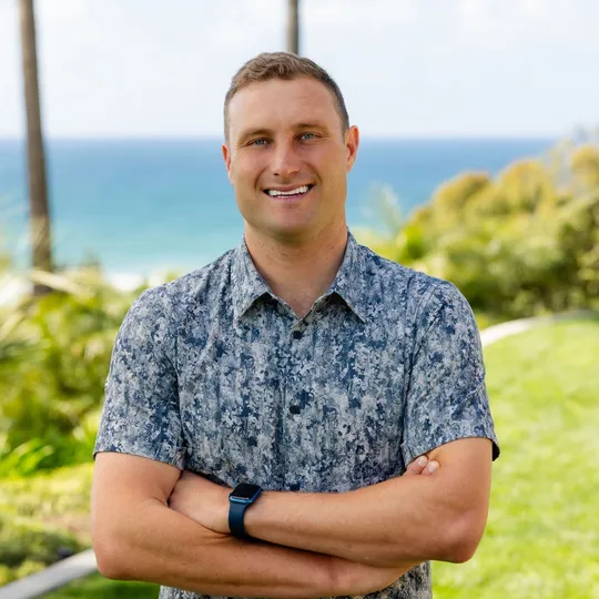 Johnny Noris, Agent in  - Compass