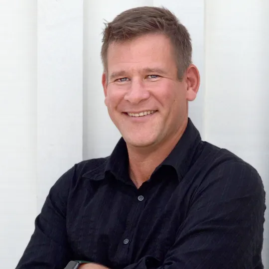 Scott Ankersen, Agent in  - Compass