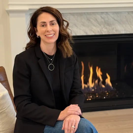 Kathleen Eder, Agent in  - Compass