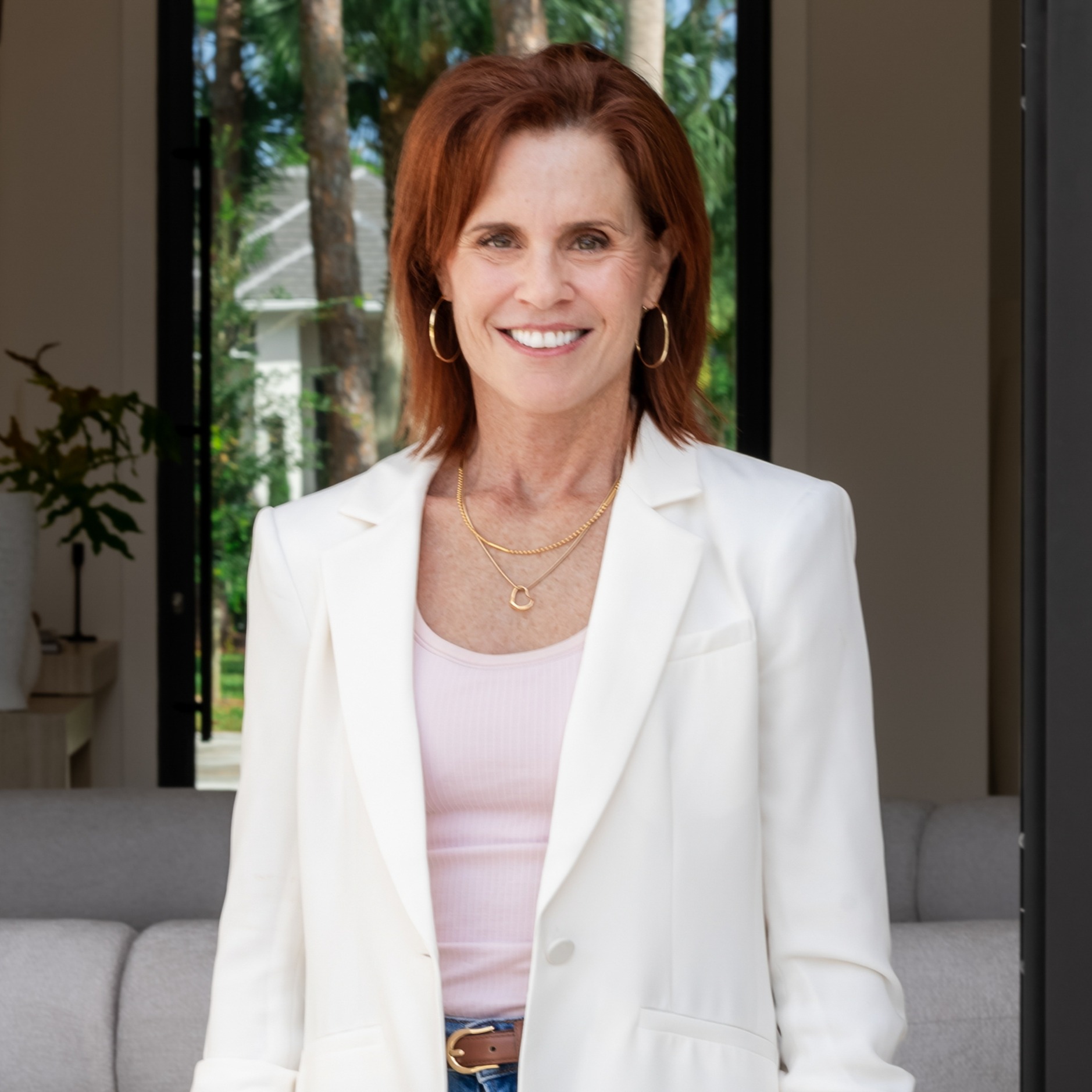 Headshot of Cynthia Wohl