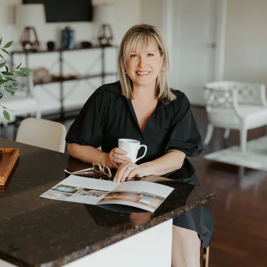 Angela Hays, Agent in  - Compass