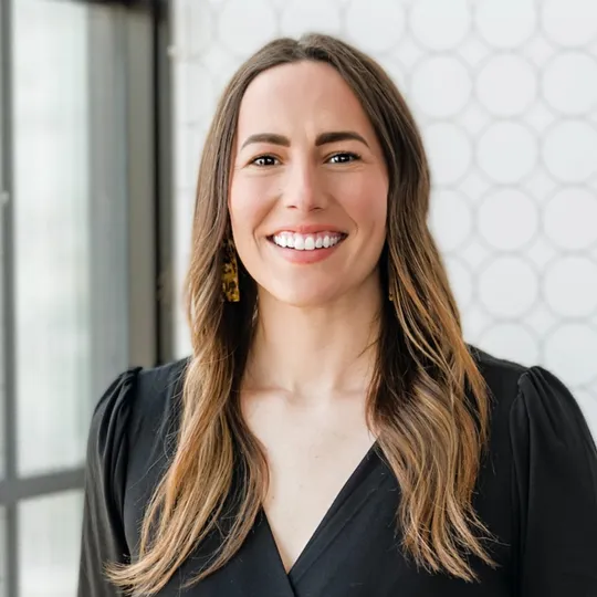 Jenn Desjardins, Agent in  - Compass