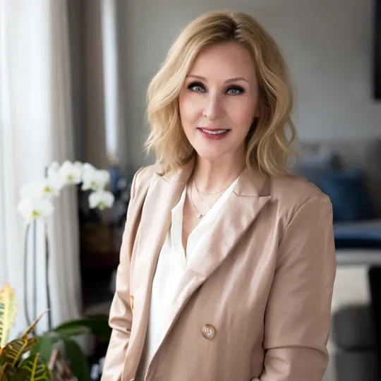 Sherry Molitor, Agent in  - Compass