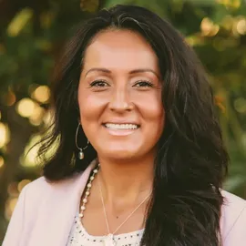 Rosie Barajas, Agent in  - Compass