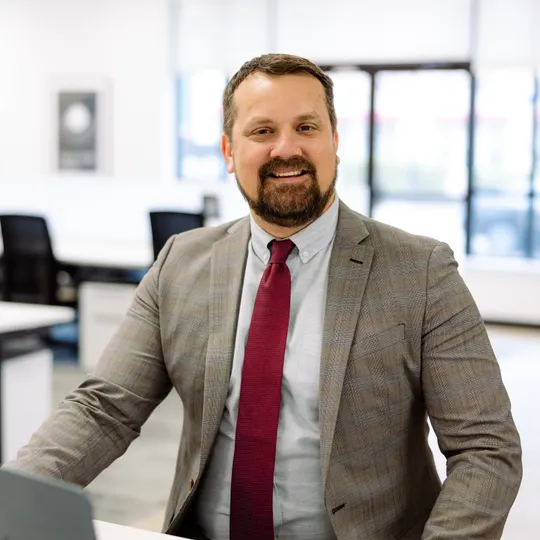 Joshua Ellis, Agent in  - Compass