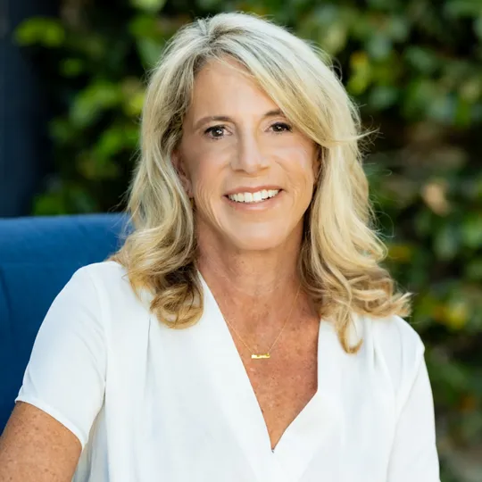 Jill Lehr, Agent in  - Compass