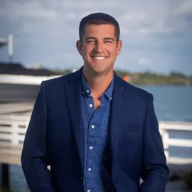 Cabot Brown, Agent in  - Compass