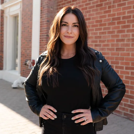 Sarah Perry, Agent in  - Compass