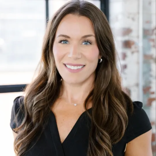 Christina Berry, Agent in  - Compass