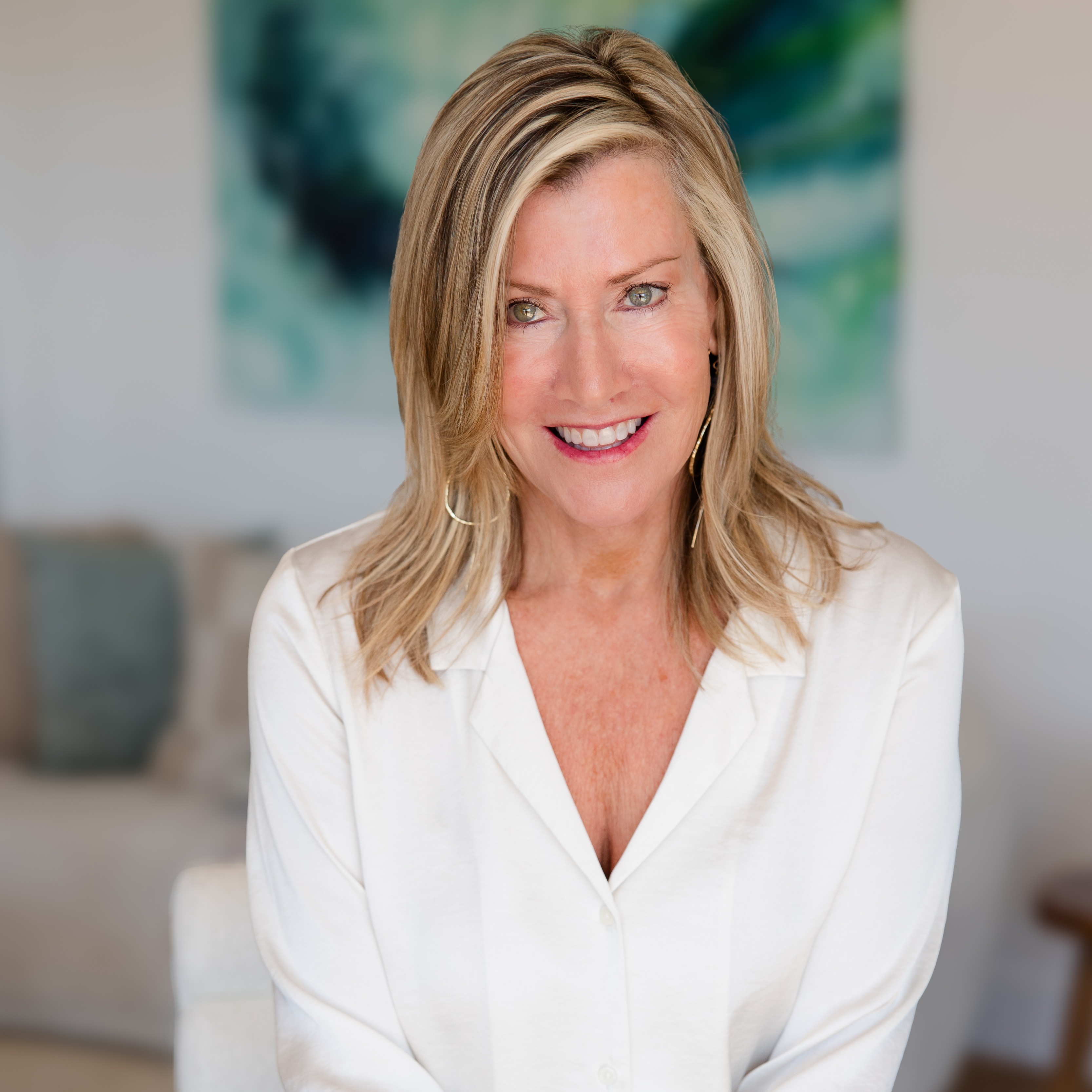 Headshot of Linda Lederer Bernstein