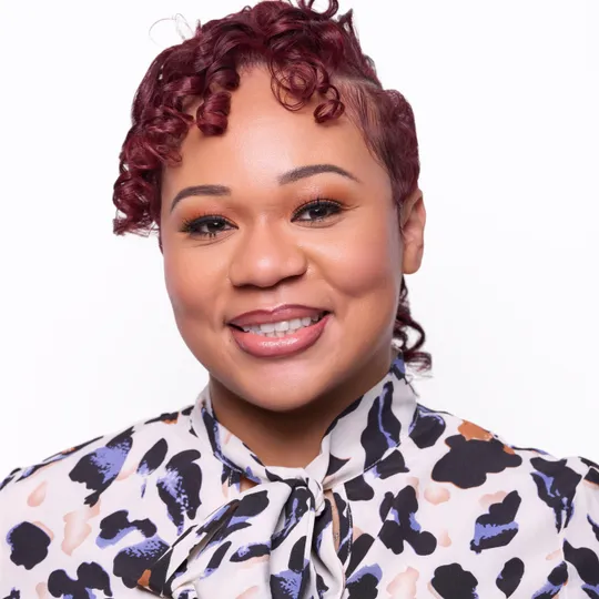 Christina Curtis, Agent in  - Compass