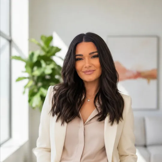 Iuliana Dabija, Agent in  - Compass