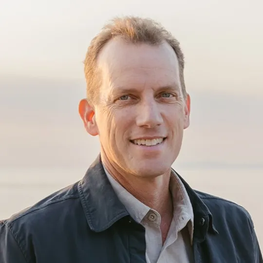 Don Jaques, Agent in  - Compass