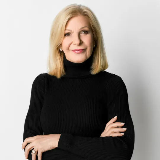 Babs Vinson, Agent in  - Compass