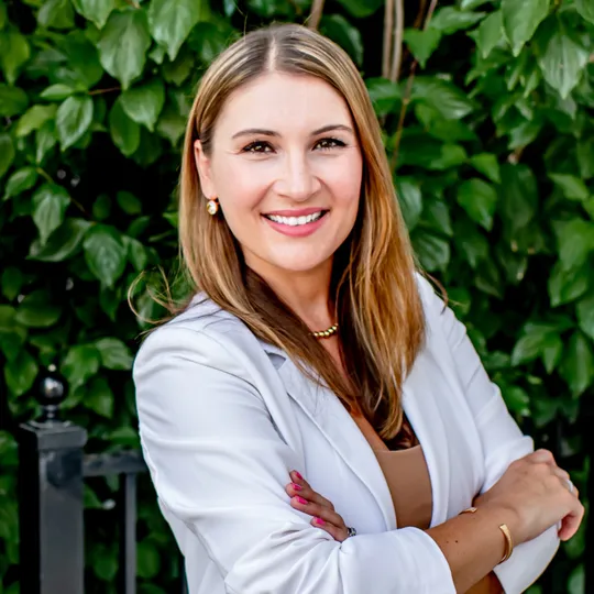 Sylvia Castaldo, Agent in  - Compass