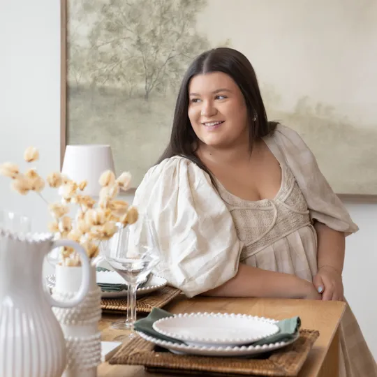 Kelsey Hawes, Agent in  - Compass