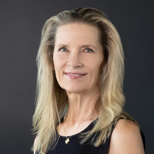 Dana Pasquale, Agent in  - Compass