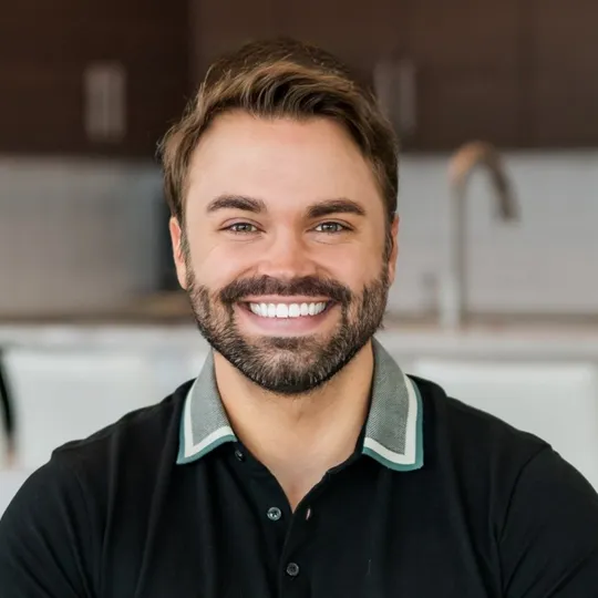 Adam Bazzell, Agent in  - Compass