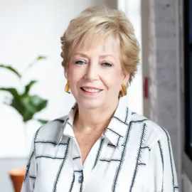 Anne Akenhead, Agent in  - Compass