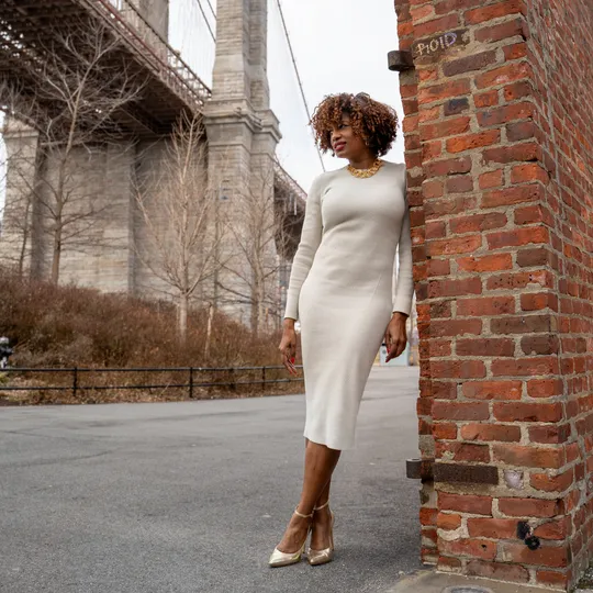 Nadia Hussey, Agent in  - Compass