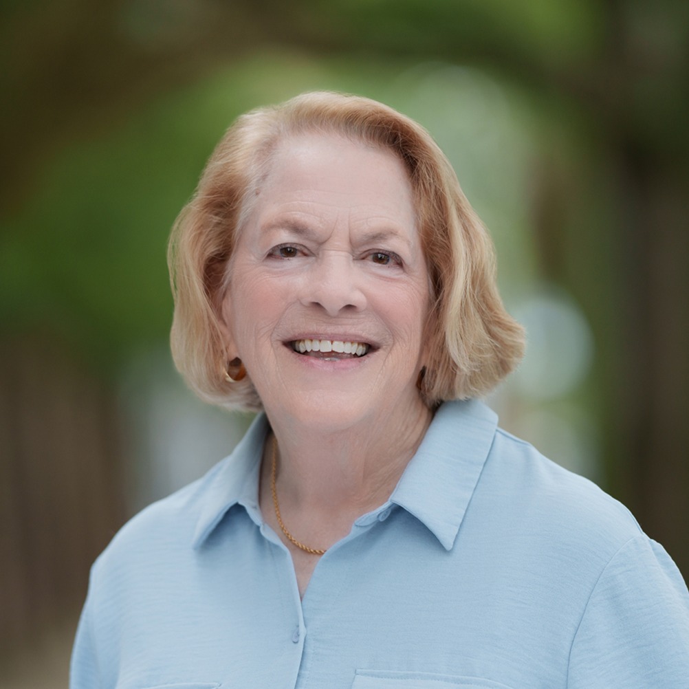 Headshot of Carol Caplan