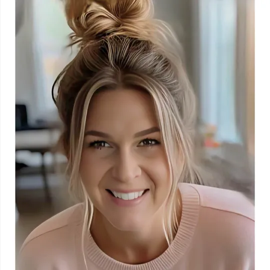 Trish Stone, Agent in  - Compass