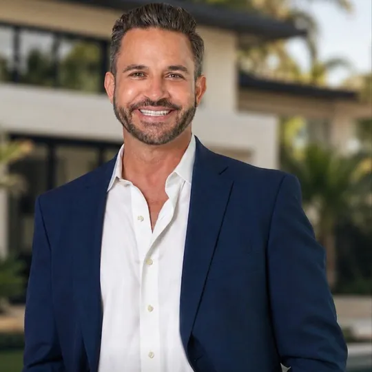 Mark Rucco, Agent in  - Compass