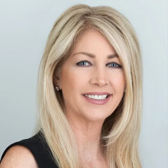 Carlie Jabbour PA, Agent in  - Compass