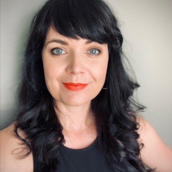 Headshot of Yvette Uhlmann