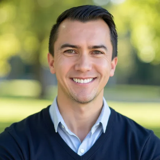 Matt Sugg, Agent in  - Compass