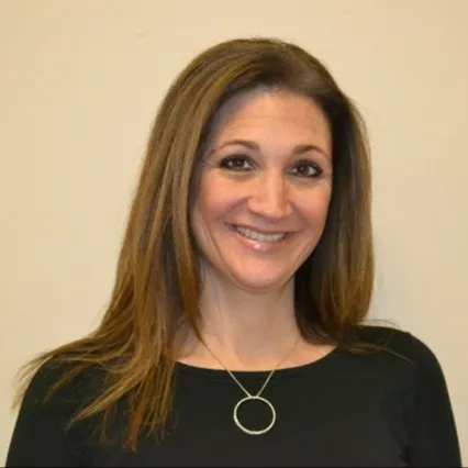 Robyn Dion, Agent in  - Compass