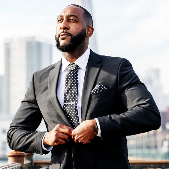 Kevin Swanigan, Agent in  - Compass