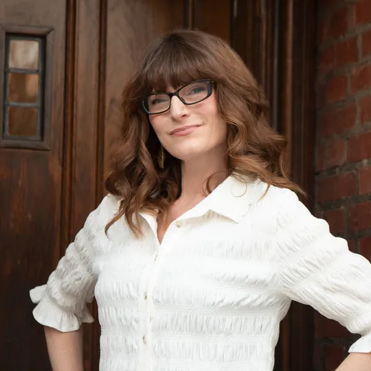 Allison Pochapin, Agent in  - Compass