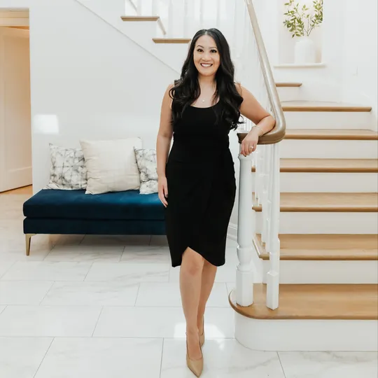 Jeanne Lam, Agent in  - Compass