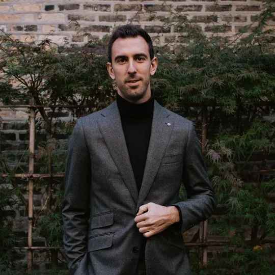 Marc Zaparaniuk, Agent in  - Compass