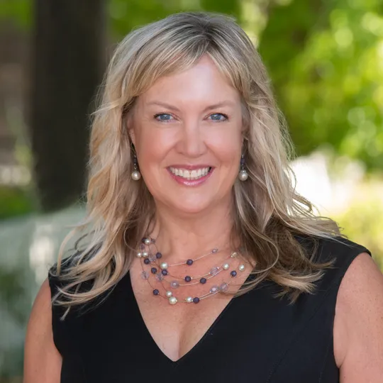 Tanya Jones, Agent in  - Compass