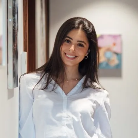 Daniella Glass, Agent in  - Compass