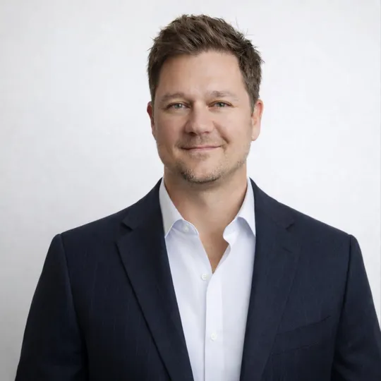 Steven Owen, Agent in  - Compass