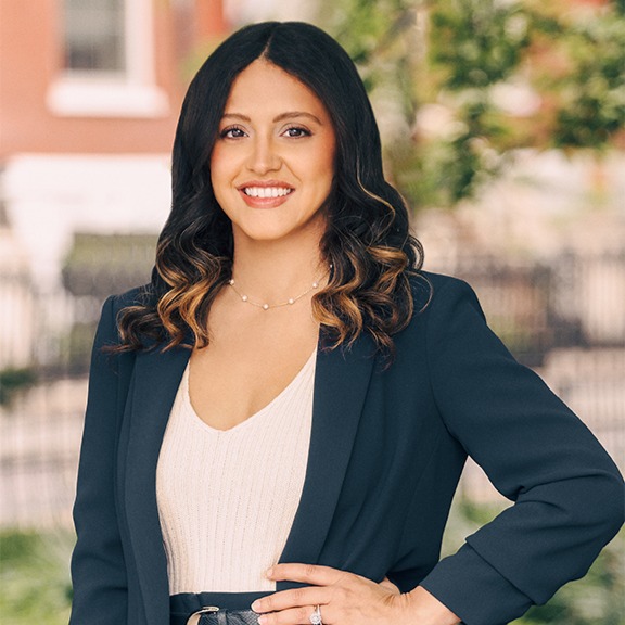 Paola Creamer, Real Estate Agent Compass