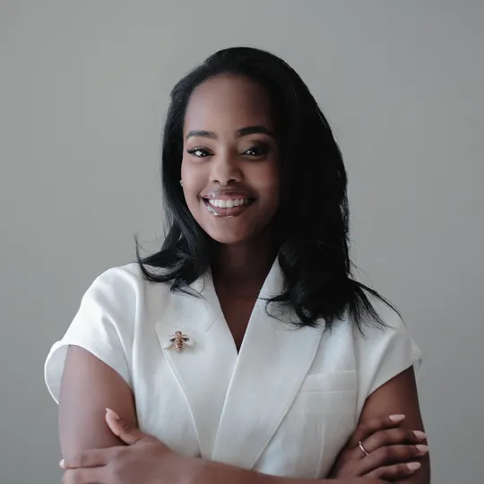 Cereyna Bougouneau, Agent in  - Compass