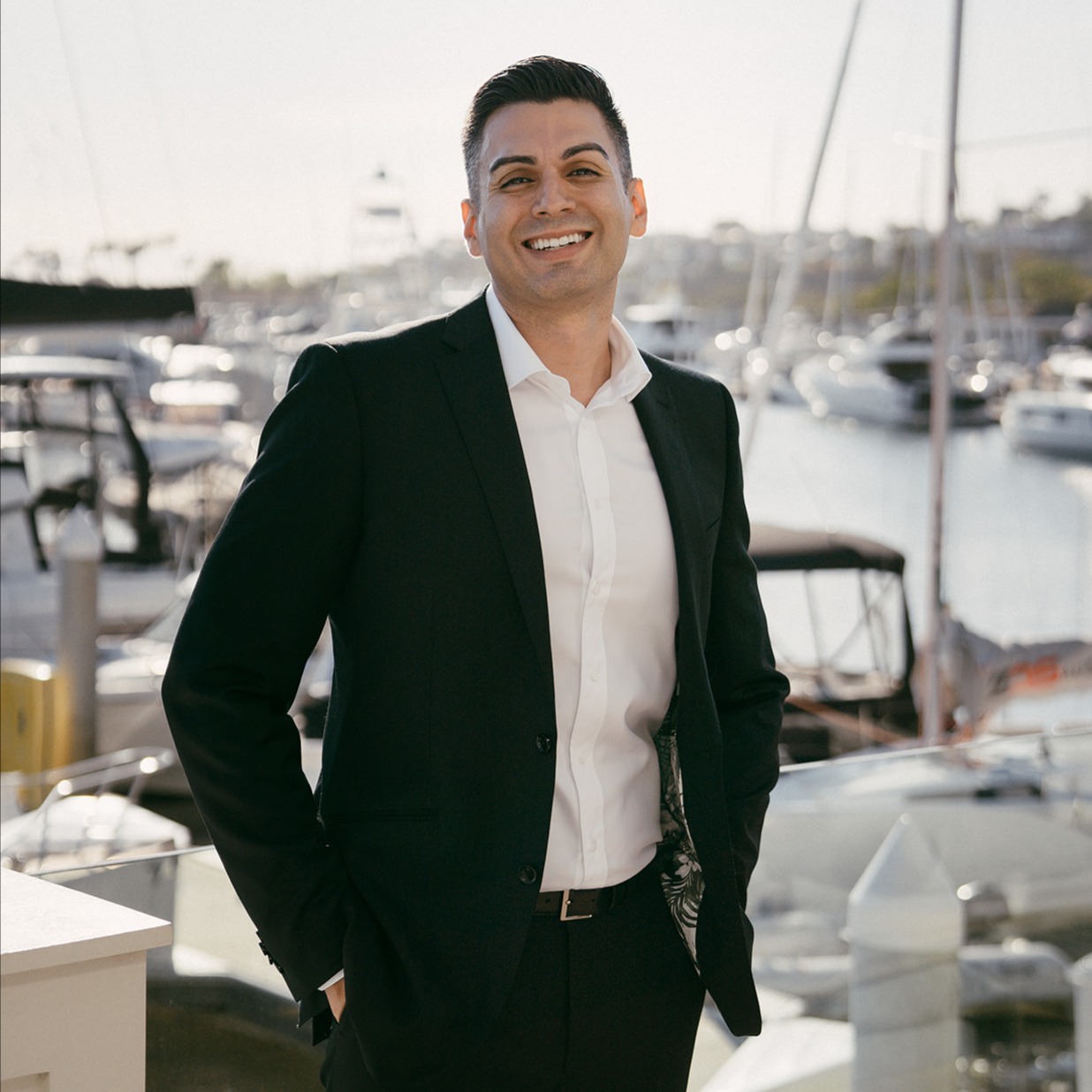 Headshot of Luis Arellano