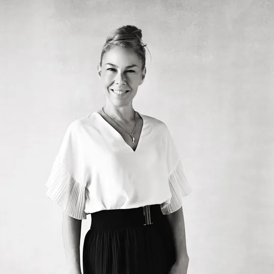 Lisa Danbrot, Agent in  - Compass