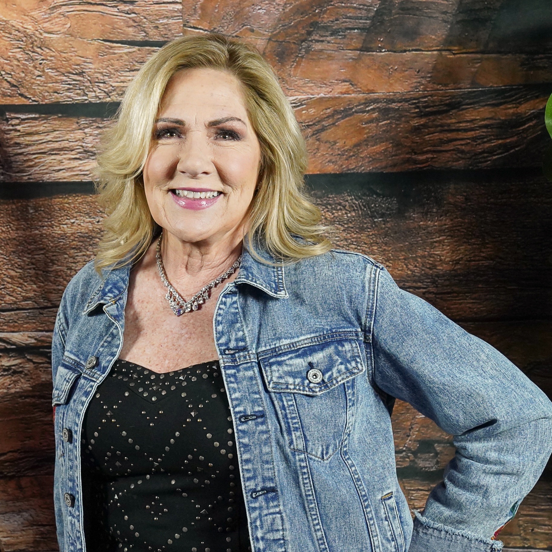 Julie Bell, Real Estate Agent Compass