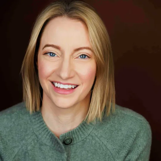 Belle Caplis, Agent in  - Compass