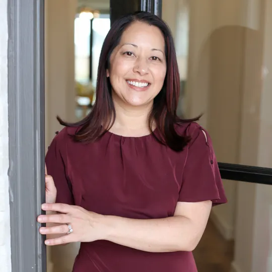 Charity Botz, Agent in  - Compass