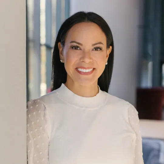 Christina McNamee, Agent in  - Compass